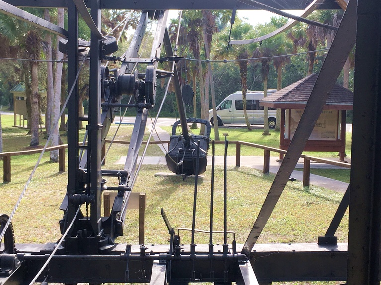 Bay City Walking Dredge